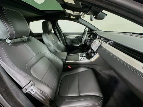 Used 2024 Jaguar XF R-Dynamic SE AWD/4WD image 46