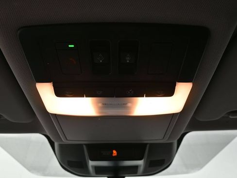 Used 2023 Nissan Rogue SV w/ SV Premium B Package FWD image 16