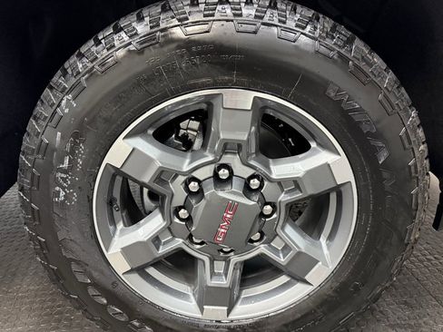 New 2026 GMC Sierra 2500 SLT image 13