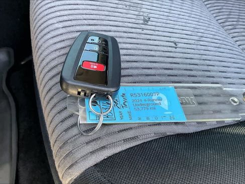 Used 2024 Toyota 4Runner SR5 image 19