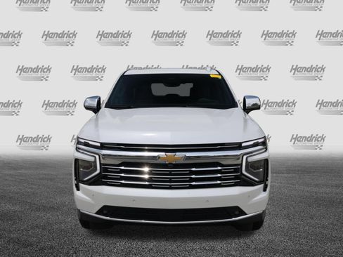 Used 2025 Chevrolet Tahoe Premier AWD/4WD image 3