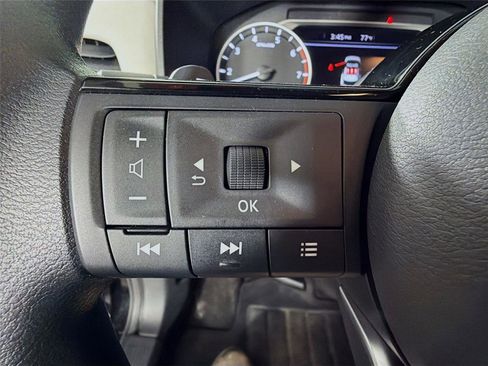 Used 2023 Nissan Rogue SV AWD/4WD image 40