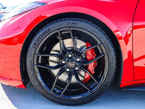 Used 2025 Chevrolet Corvette Z06 image 14