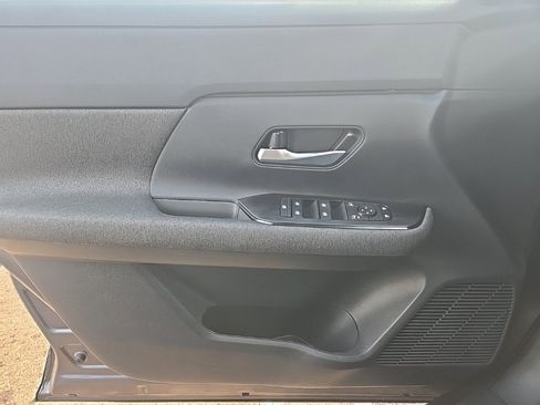 New 2026 Nissan Kicks SV image 10