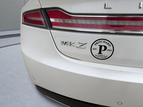 Used 2017 Lincoln MKZ Premiere FWD image 35