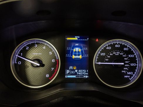 Used 2022 Subaru Forester Limited image 34