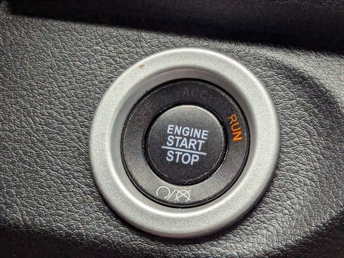 Used 2018 RAM 1500 Limited image 21