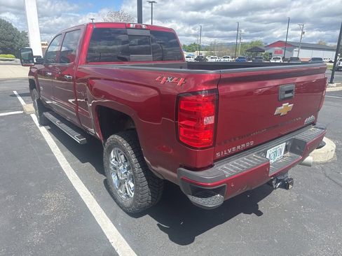 Used 2019 Chevrolet Silverado 2500 High Country w/ Duramax Plus Package AWD/4WD image 2