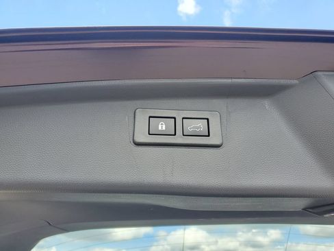 Used 2024 Subaru Outback Limited AWD/4WD image 6