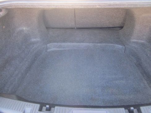 Used 2013 Ford Taurus Limited image 13