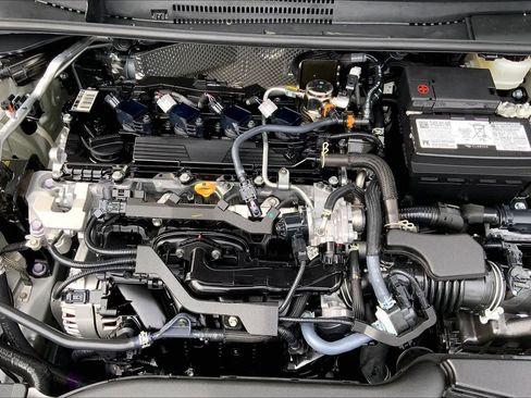 Certified 2025 Toyota Corolla LE image 31