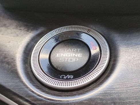 Used 2023 Jeep Grand Cherokee Limited AWD/4WD image 29