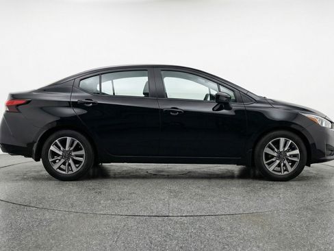Used 2025 Nissan Versa SV FWD image 11