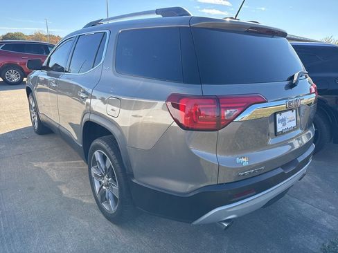 Used 2019 GMC Acadia SLT image 4