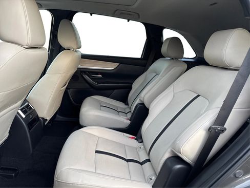 Used 2024 MAZDA CX-90 Plug-In Hybrid w/ Premium Pkg image 17