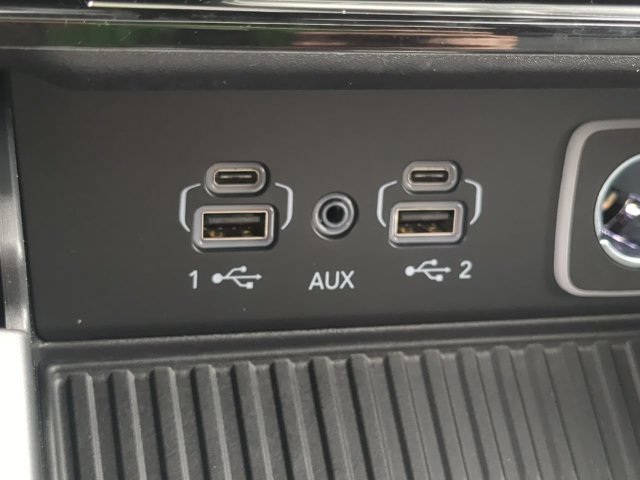 New 2027 Jeep Grand Cherokee Limited AWD/4WD image 25