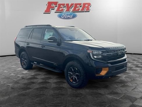 New 2025 Ford Expedition Tremor image 3