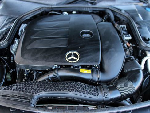 Used 2021 Mercedes-Benz C 300 Cabriolet image 29