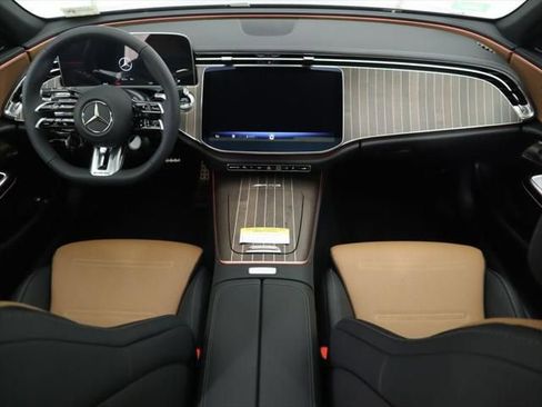 New 2026 Mercedes-Benz E 53 AMG e 4MATIC Sedan image 14