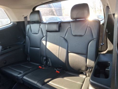 Used 2023 Kia Telluride S w/ S Sunroof Package image 10