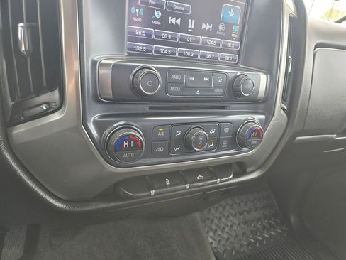 Used 2018 Chevrolet Silverado 1500 LT w/ All Star Edition AWD/4WD image 22
