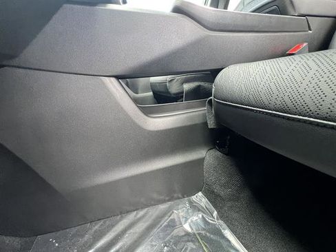 New 2026 Chevrolet Equinox LT w/ Convenience Package II image 16