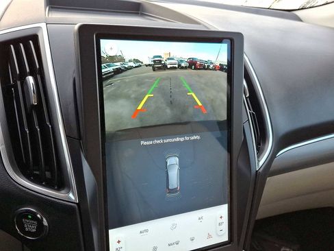 Used 2022 Ford Edge Titanium image 20