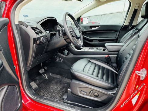 Used 2024 Ford Edge SEL w/ Convenience Package AWD/4WD image 3