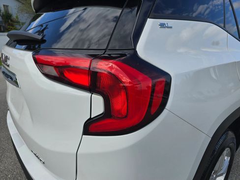Used 2020 GMC Terrain SLT AWD/4WD image 14