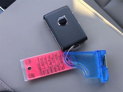 New 2026 Volvo XC90 B6 Plus w/ Protection Package Premier image 33