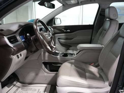 Used 2020 GMC Acadia SLT w/ Premium Package AWD/4WD image 16