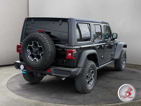 Used 2023 Jeep Wrangler Unlimited Rubicon 4xe w/ Cold Weather Group AWD/4WD image 7