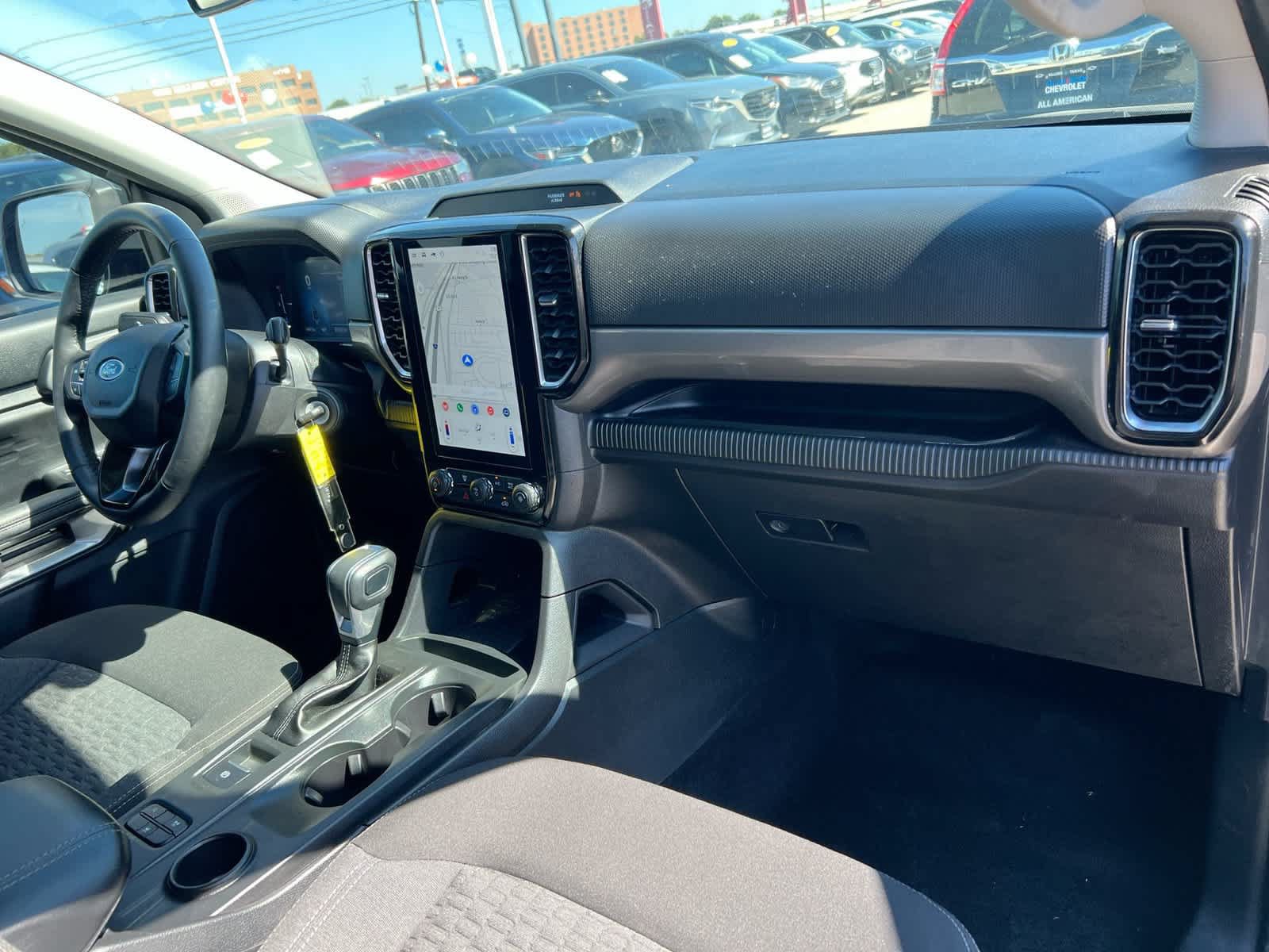 Used 2025 Ford Ranger XLT w/ Convenience Package RWD image 28
