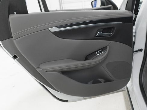 Used 2019 Chevrolet Impala LS image 27