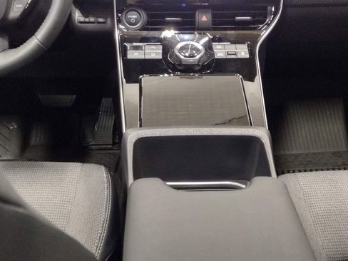 Used 2023 Toyota bZ4X XLE w/ Weather Package image 37