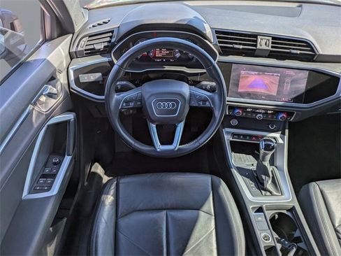 Used 2020 Audi Q3 2.0T Premium Plus w/ Premium Plus Package image 16