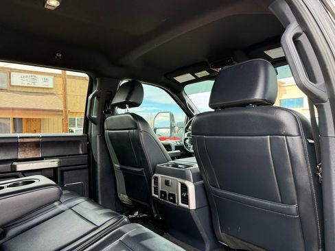 Used 2022 Ford F250 Lariat image 22