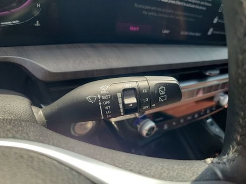 Used 2024 Kia Telluride EX FWD image 28
