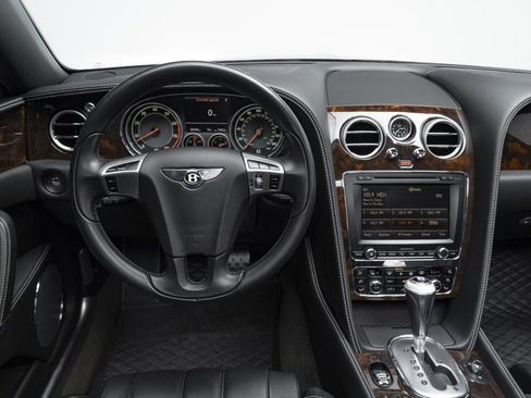 Used 2014 Bentley Flying Spur W12 image 24
