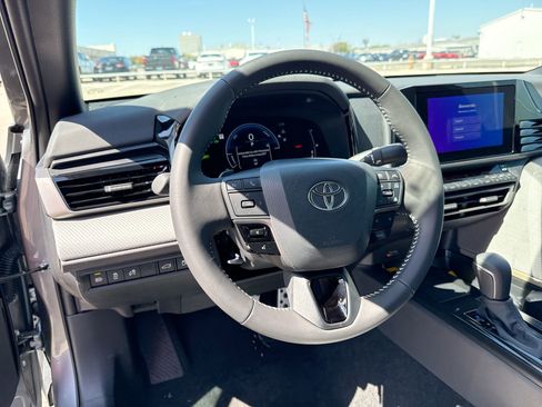 Certified 2026 Toyota Camry SE image 11