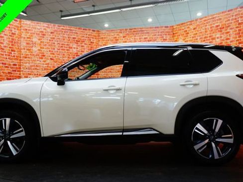 Certified 2023 Nissan Rogue Platinum w/ Platinum Premium Package AWD/4WD image 4