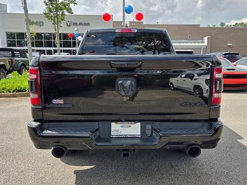 Used 2024 RAM 1500 Laramie AWD/4WD image 5