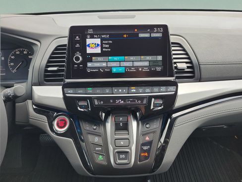 New 2026 Honda Odyssey Touring image 14