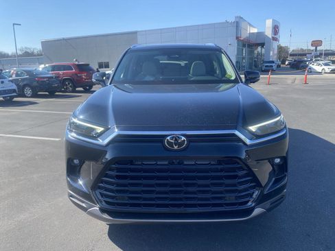 New 2026 Toyota Grand Highlander Limited image 2