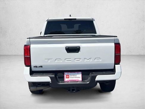 Certified 2025 Toyota Tacoma TRD Off-Road AWD/4WD image 6