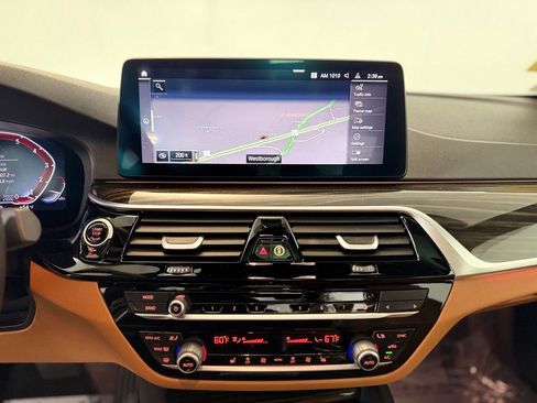 Used 2022 BMW 530i xDrive w/ Convenience Package AWD/4WD image 17