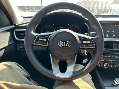 Certified 2019 Kia Optima LX image 31