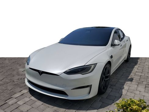 Used 2022 Tesla Model S Plaid AWD/4WD image 3