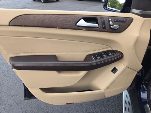 Used 2018 Mercedes-Benz GLE 350 4MATIC image 22