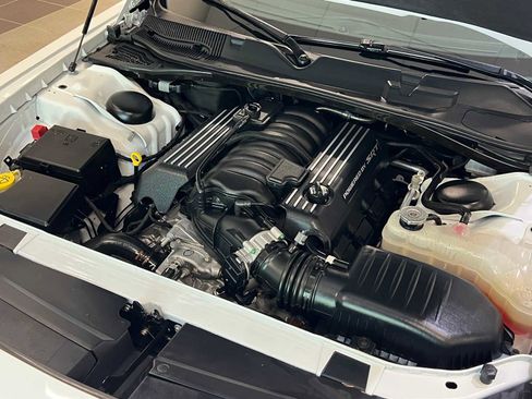 Used 2023 Dodge Challenger R/T Scat Pack image 9